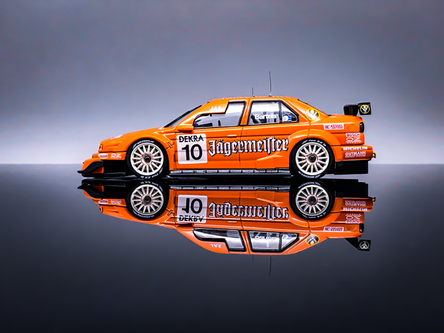 Illustration for article titled Orange is the new ...... Orange! Alfa 155 ITC
